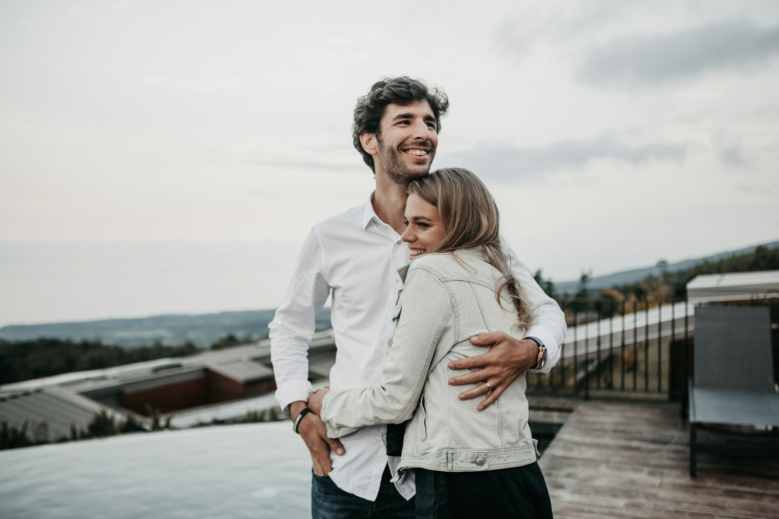 7 Signs Your Girlfriend Makes You a Better Person and Helps You Grow